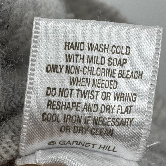 Garnet Hill sweater women's small 100% cashmere pullover crew ruffle hem gray - Picture 7 of 7